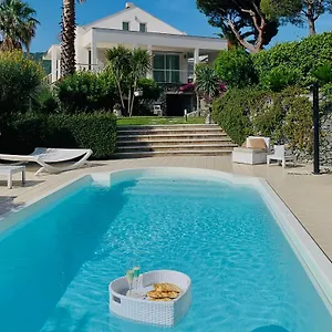 Apartment White Dream, Spotorno